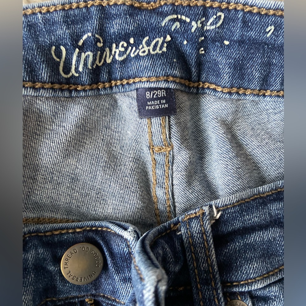 Universal thread - Picture 2 of 3